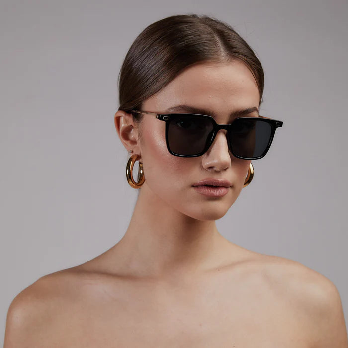 Shady Lady Dylan Sunglasses - Black