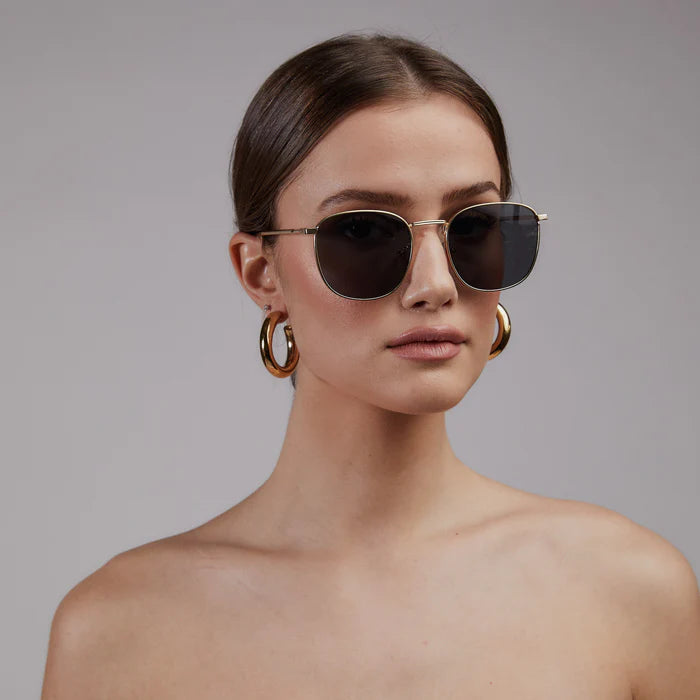 Shady Lady Payton Sunglasses - Black/Gold