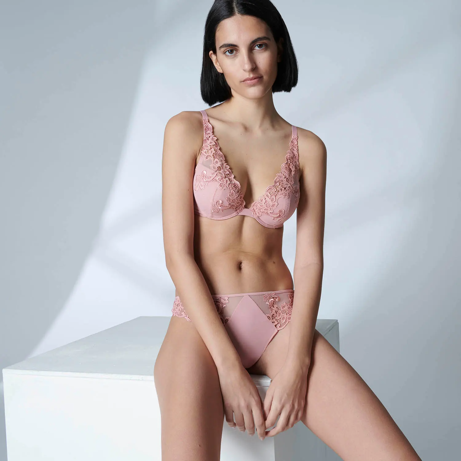 Simone Perele Saga Push-Up Bra - Verona Pink Lingerie - Bras - Fashion - Underwired by Simone Perele | Grace the Boutique