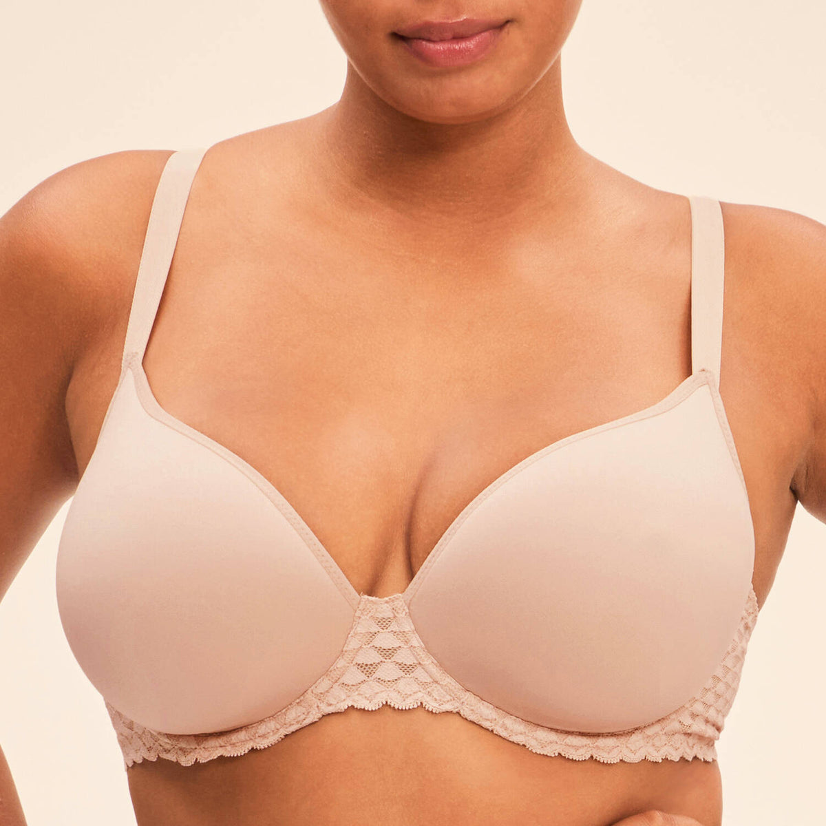 SIMONE PERELE Caresse soutien gorge padding moule peau rosee 12A343 SIMONE PERELE Caresse soutien gorge padding moule peau rosee 12A343