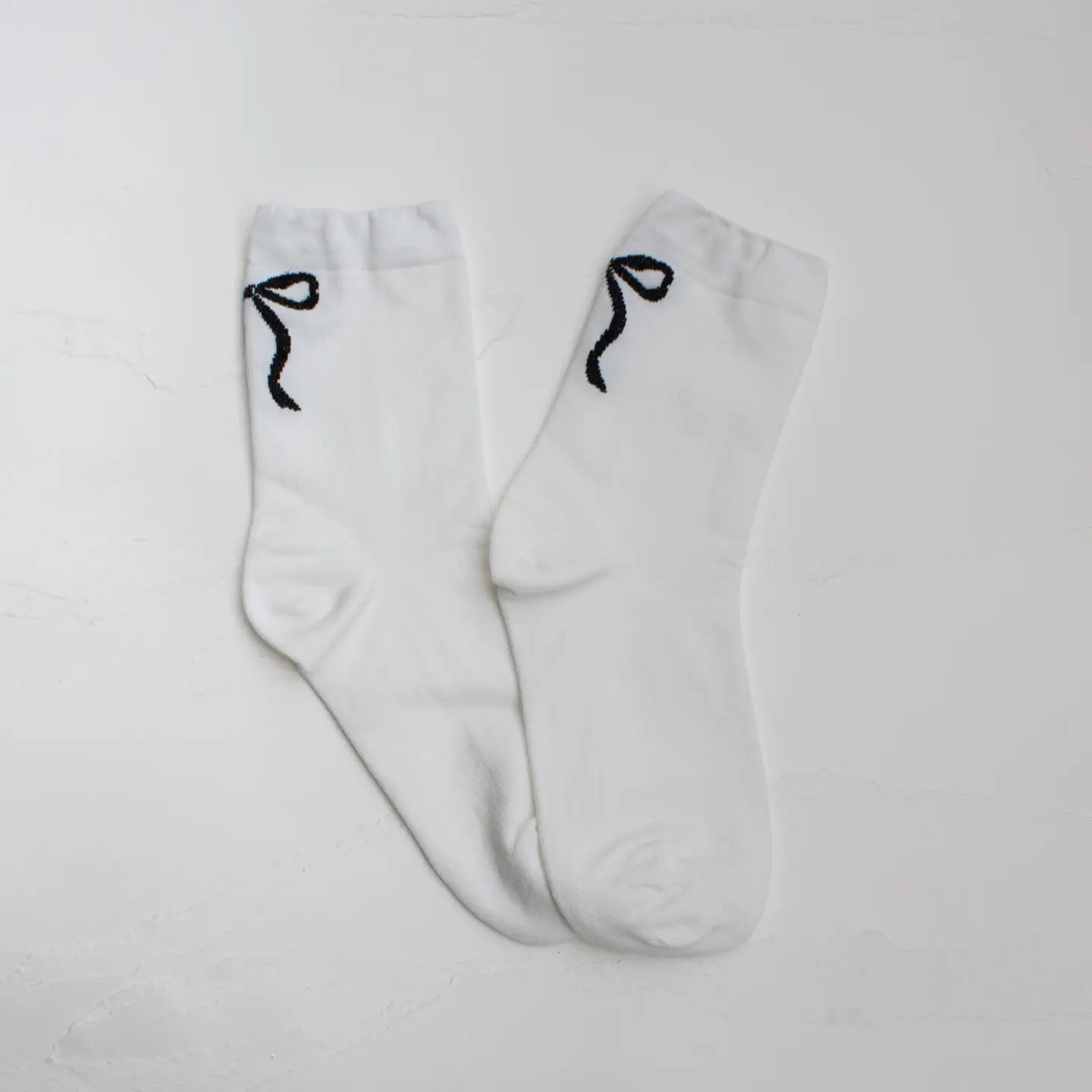 Tiepology Bow Socks - White
