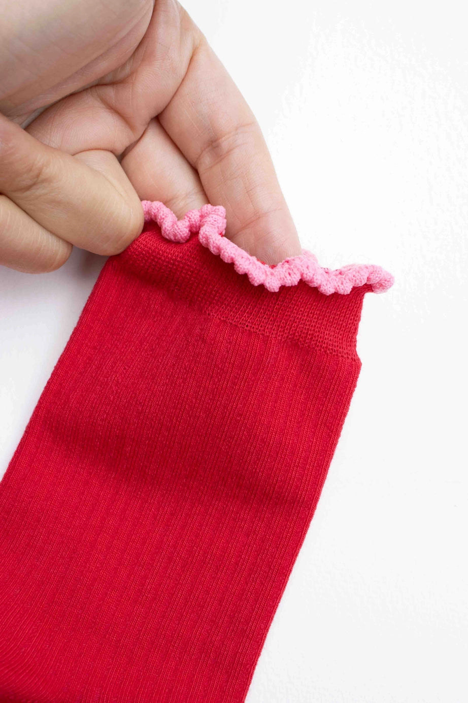 Tiepology Ruffle Edge Socks - Red/Pink