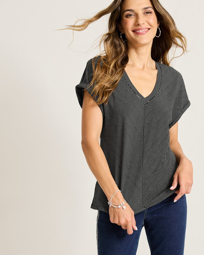 Tommy Bahama Kauai V-Neck Tee - Black Clothing - Tops - Shirts - SS Knits by Tommy Bahama | Grace the Boutique