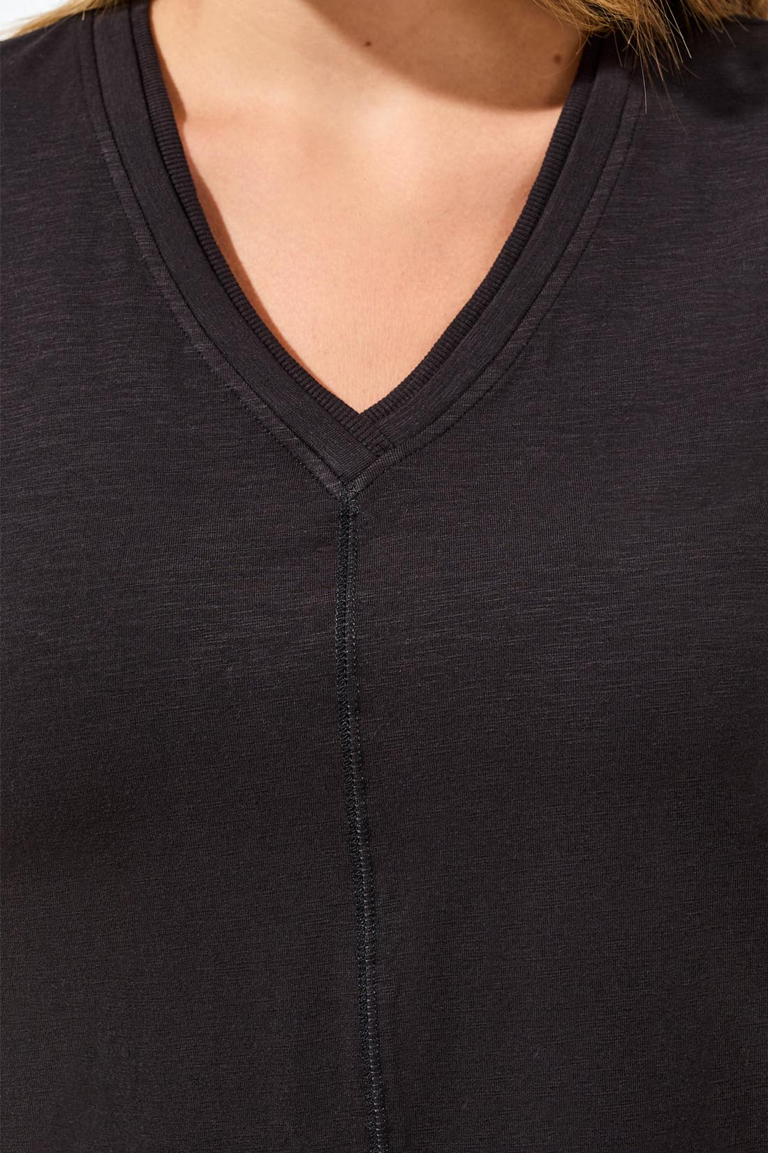 Tribal Basic V Neck Tee - Black