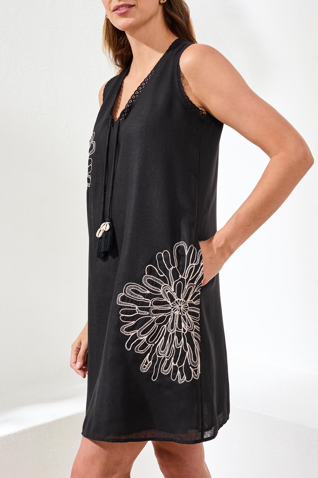 Tribal Embroidered Dress - Black