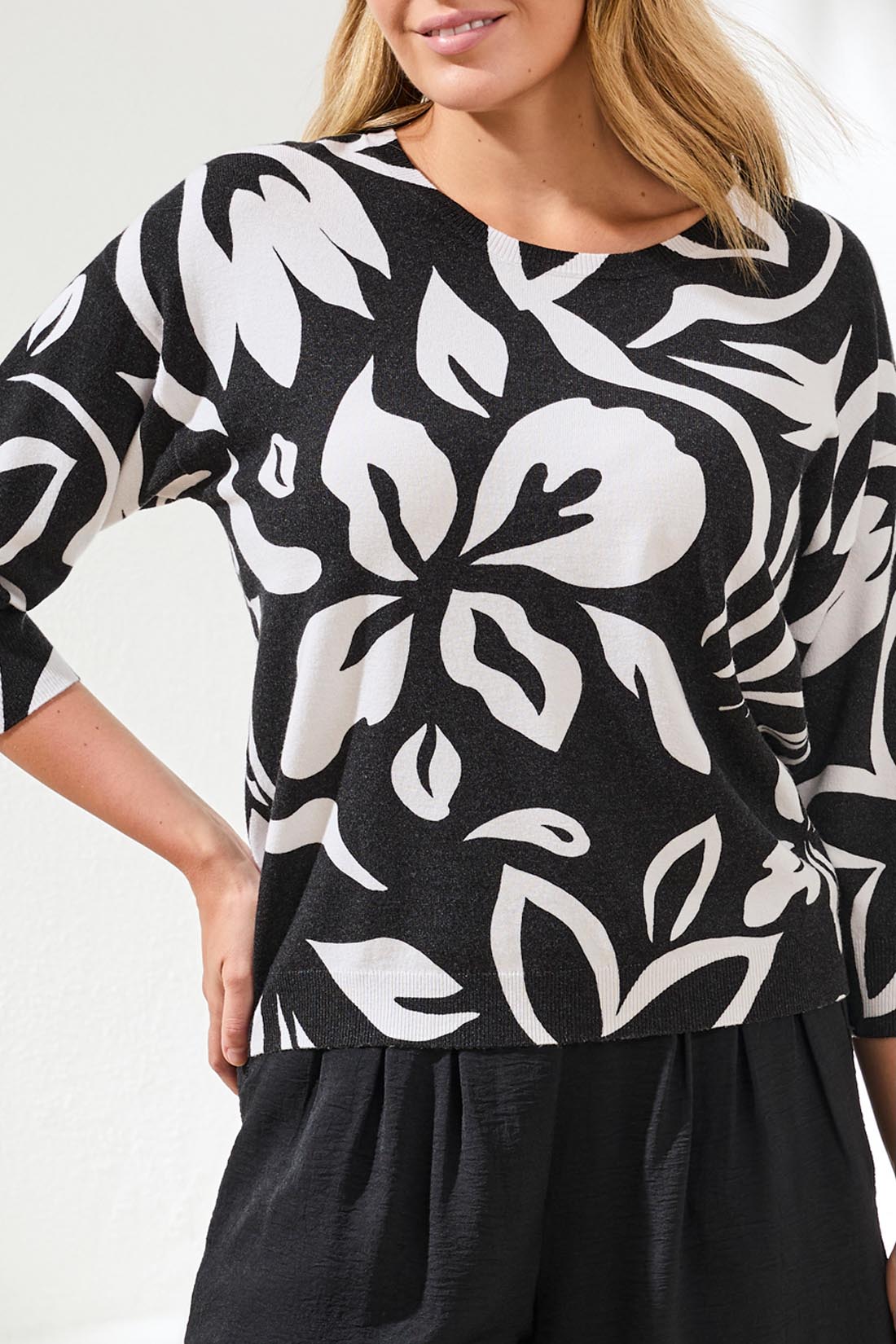 Tribal Everleigh Printed Sweater - Black