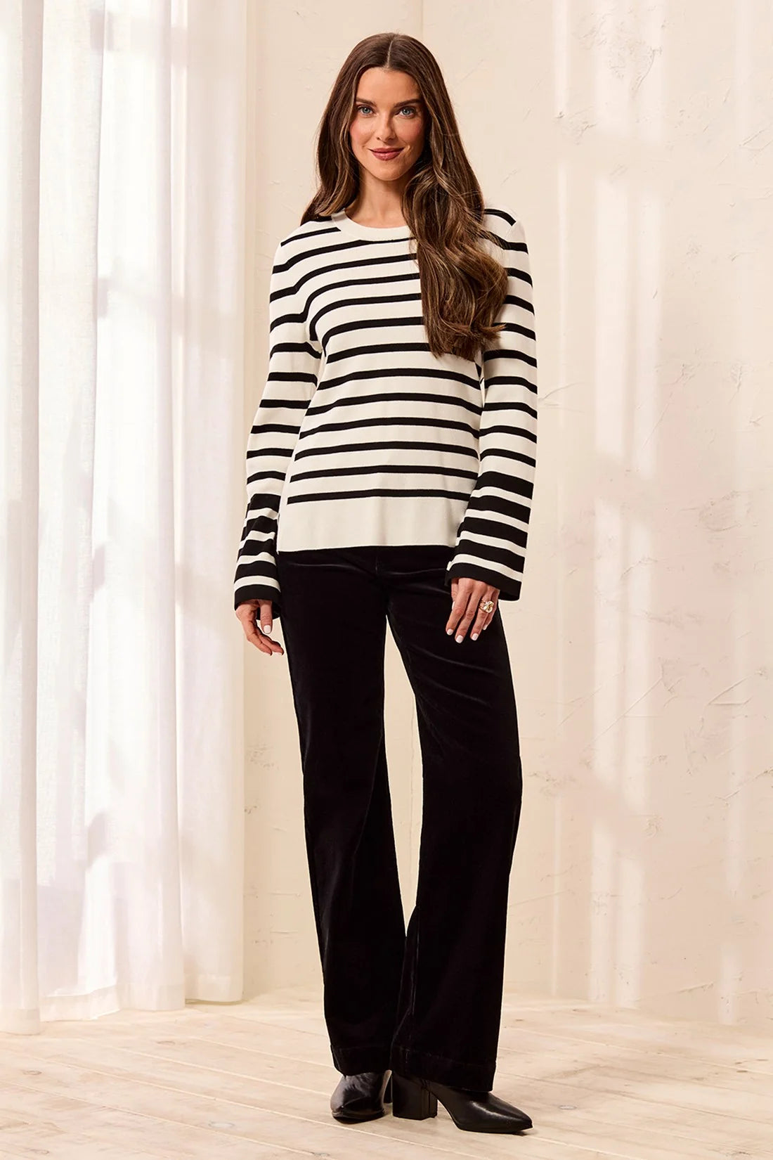 Tribal Tia Sweater - Black