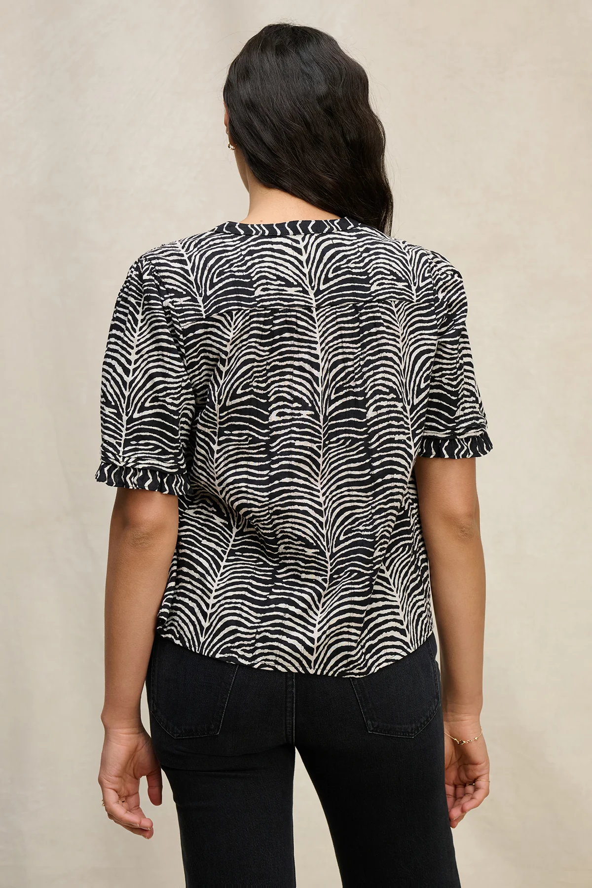 Velvet Freeda Autumn Fern Print Top - Black