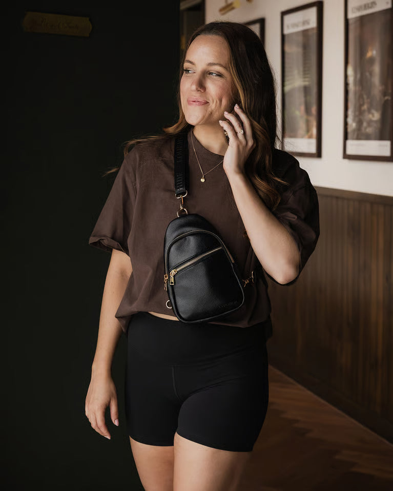 Louenhide Baby Bella Sling Bag - Black