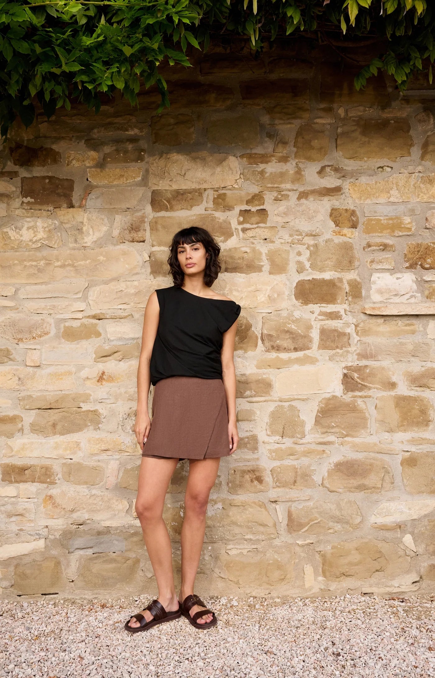 Yaya Sleeveless Twist Sleeve Top - Black