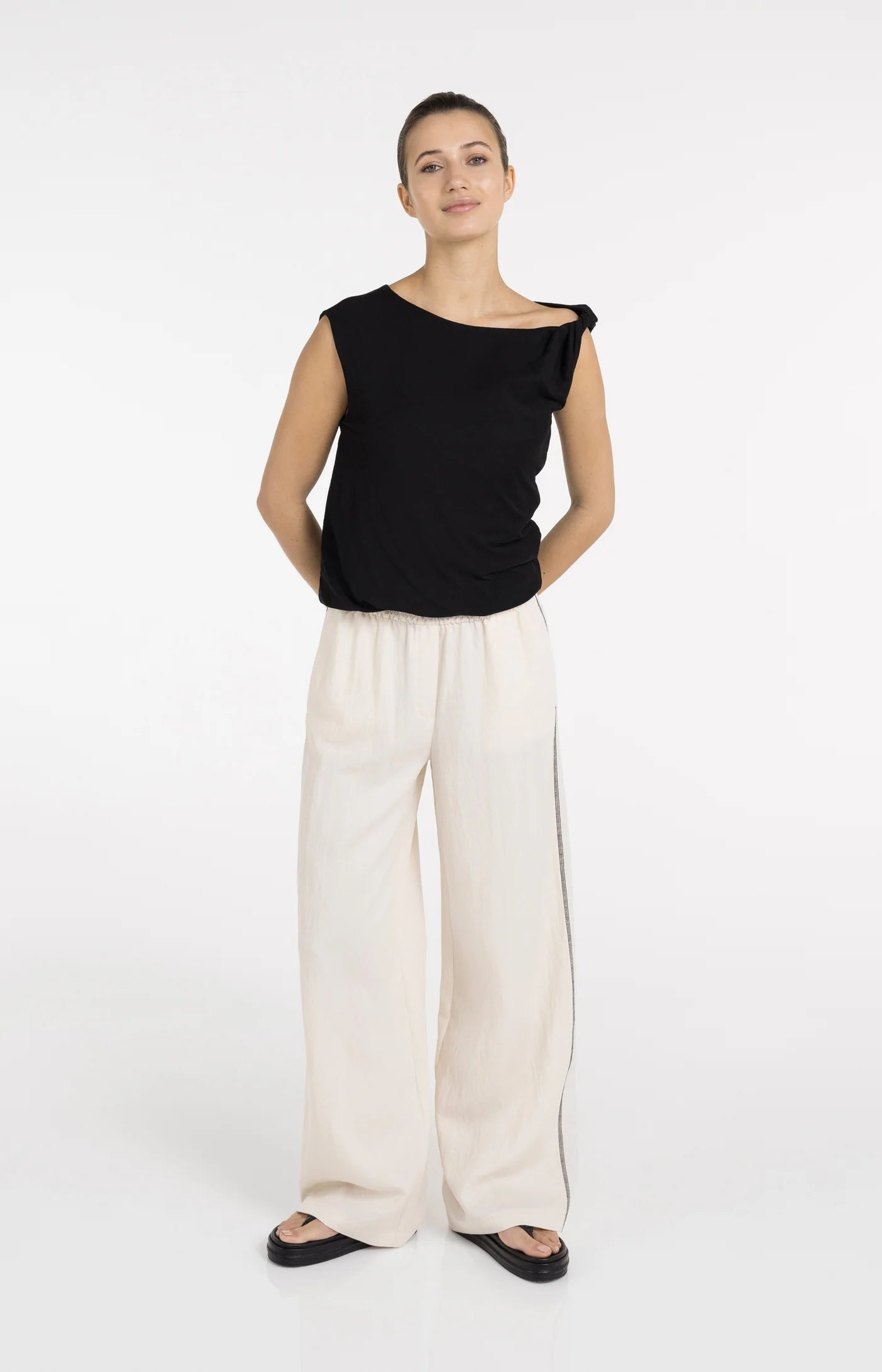 Yaya Sleeveless Twist Sleeve Top - Black